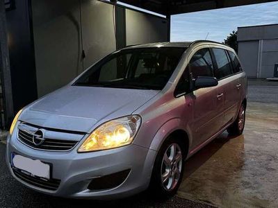 gebraucht Opel Zafira 1,9 CDTI Aut.