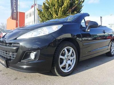 gebraucht Peugeot 207 CC 16 HDi 115/LEDER/NAVI/JEDES SERVICE