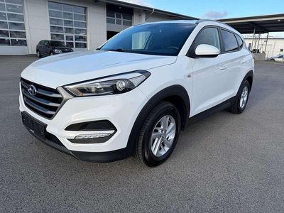 Gebraucht Hyundai Tucson Comfort 116 PS (85 kW) 2015 Weiß SUV
