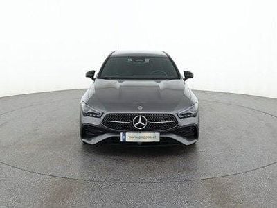 Gebraucht Mercedes CLA180 AMG line 136 PS (100 kW) 2025 Grau Limousine