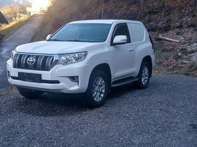Weiß Gebraucht 2020 Toyota Land Cruiser SUV | € 39.600