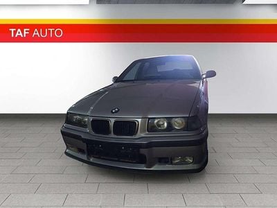 Silber Gebraucht 1997 BMW M3 Limousine | € 31.990