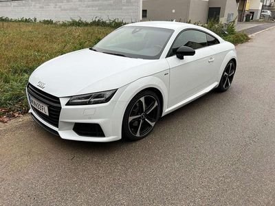 Weiß Gebraucht 2017 Audi TT Coupé | € 25.500