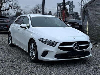 Gebraucht Mercedes A160 109 PS (80 kW) 2020 Weiß Limousine