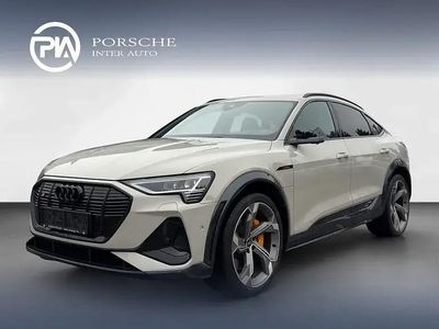 Hellbraun metallic Gebraucht 2022 Audi e-tron Sportback Ambiente SUV | € 64.480