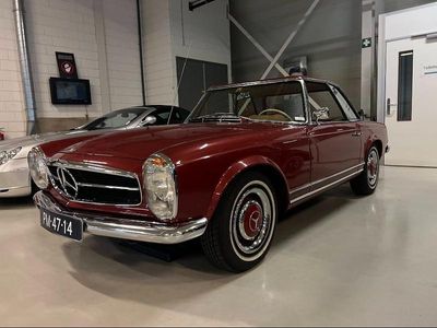Rot Gebraucht 1963 Mercedes 230 Cabrio | € 107.500