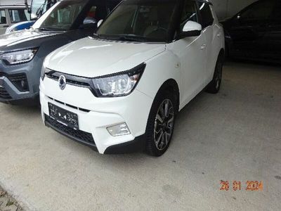 gebraucht Ssangyong Tivoli 1,6DS Be Hot AWD Aut.