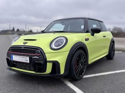 Gebraucht Mini John Cooper Works 231 PS (169 kW) 2023 Gelb Kleinwagen