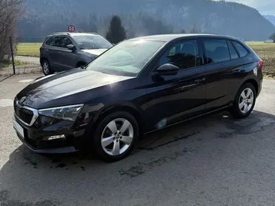 Schwarz metallicperleffektno Gebraucht 2019 Skoda Scala Style Kleinwagen | € 17.303 (Fairer Preis)