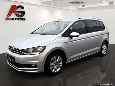 Silber Gebraucht 2022 VW Touran Comfortline Van / Kleinbus | € 17.900 (Superpreis)