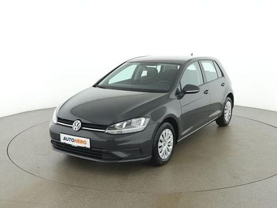 Grau Gebraucht 2019 VW Golf VII Limousine | € 14.990 (Fairer Preis)