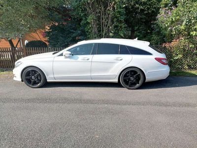 Mercedes CLS350 Shooting Brake