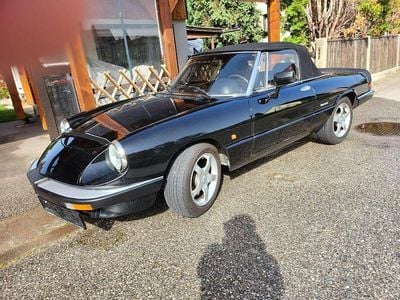 Gebraucht Alfa Romeo Spider Veloce 128 PS (94 kW) 1987 Schwarz Cabrio