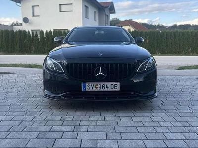 Gebraucht Mercedes E220 194 PS (142 kW) 2018 Limousine