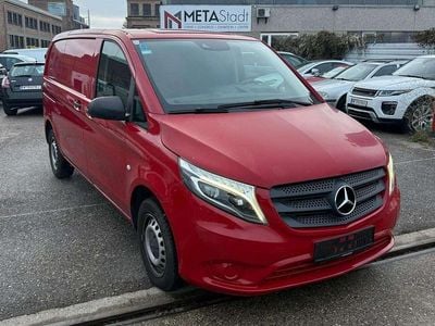 Rot Gebraucht 2015 Mercedes Vito Van | € 12.500