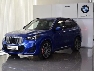 Gebraucht BMW iX1 Shadowline 150 kW (204 PS) 2025 M portimao blau SUV