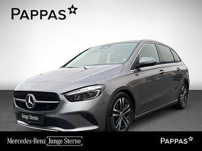 Mountaingrau metallic Gebraucht 2024 Mercedes B180 Edition Van / Kleinbus | € 39.950