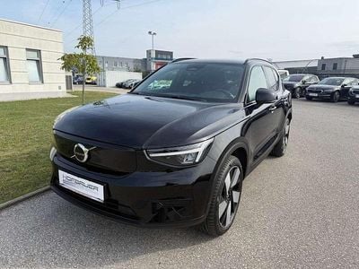 Schwarz metallic Gebraucht 2023 Volvo XC40 Plus SUV | € 34.490 (Fairer Preis)