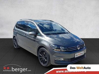 Dunkelgrau metallic Gebraucht 2016 VW Touran Comfortline Van / Kleinbus | € 15.990 (Fairer Preis)