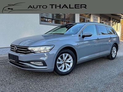 Grau Gebraucht 2022 VW Passat Business Kombi | € 21.900 (Fairer Preis)