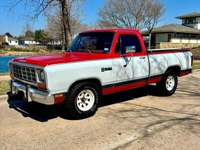 Gebraucht Dodge Ram 170 PS (125 kW) 1985 Rot Abholung