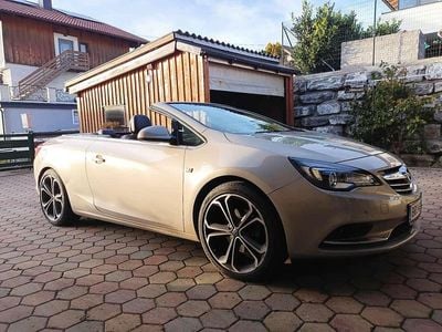 Beige Gebraucht 2013 Opel Cascada Cabrio | € 8.850