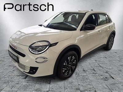 Schwarz Neu 2025 Fiat 600 Red Limousine | € 34.020