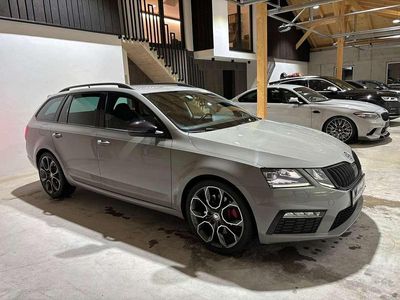 Grau Gebraucht 2019 Skoda Octavia RS Kombi | € 24.499 (Etwas zu teuer)
