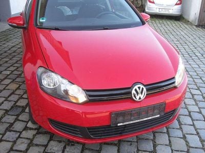 Rot Gebraucht 2009 VW Golf VI Trendline Limousine | € 4.500 (Fairer Preis)