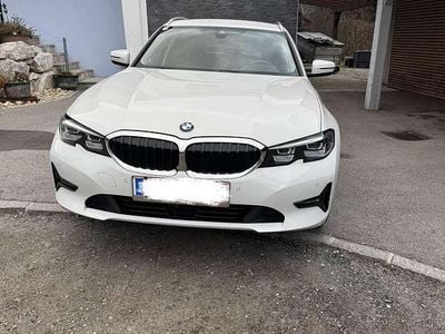 Gebraucht 2020 BMW 330e Kombi | € 25.800 (Fairer Preis)