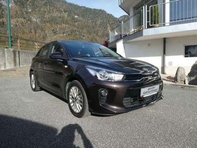 gebraucht Kia Rio Silber
