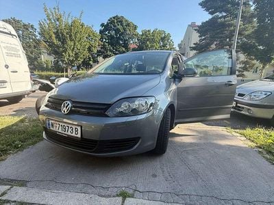 Grau Gebraucht 2010 VW Golf VI Comfortline Limousine | € 3.500 (Guter Preis)