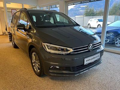 Mittelgrau metallic Neu 2025 VW Touran Van / Kleinbus | € 39.990 (Fairer Preis)