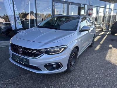 Gebraucht Fiat Tipo Lounge 95 PS (69 kW) 2018 Grau Kombi