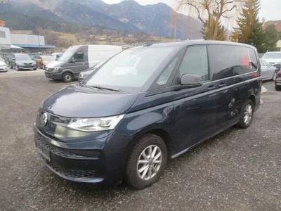 Mittelblau metallic Gebraucht 2024 VW Multivan Van | € 53.990