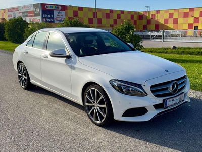 Weiß Gebraucht 2016 Mercedes C180 Avantgarde Limousine | € 19.990 (Etwas zu teuer)