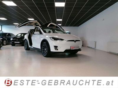 Weiss Gebraucht 2016 Tesla Model X SUV | € 39.810 (Guter Preis)