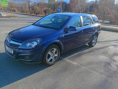 Gebraucht Opel Astra GTC Innovation 110 PS (80 kW) 2010 Limousine