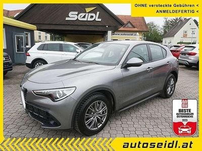 Grau Gebraucht 2019 Alfa Romeo Stelvio SUV | € 21.500 (Guter Preis)