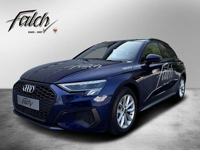 Gebraucht Audi A3 Ambiente 110 PS (80 kW) 2025 Mittelblau  metallic Limousine