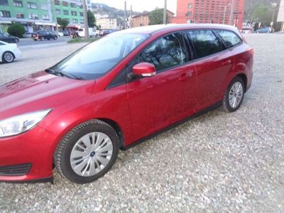 gebraucht Ford Focus Traveller 1,0 EcoBoost Trend NUR 21600 KM