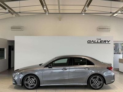 Gebraucht Mercedes A180 AMG line 116 PS (85 kW) 2021 Grau Limousine