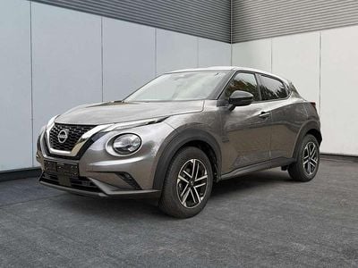 Neu Nissan Juke N-Connecta 114 PS (83 kW) 2025 Rot SUV