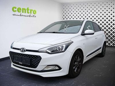 Weiß Gebraucht 2017 Hyundai i20 Edition Limousine | € 9.880 (Etwas zu teuer)