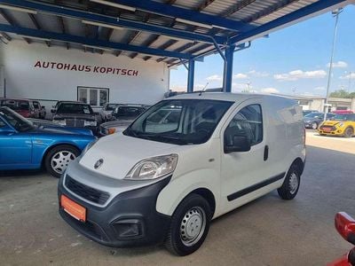Weiß Gebraucht 2018 Fiat Fiorino Van / Kleinbus | € 8.950
