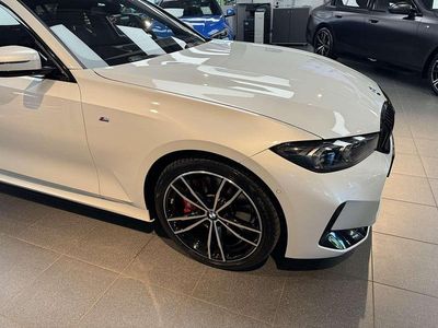 gebraucht BMW 320 320 d 48 V xDrive Touring Aut.