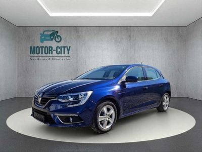 Blau Gebraucht 2018 Renault Mégane IV Zen Limousine | € 9.490 (Fairer Preis)