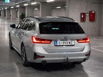 Gebraucht BMW 318 143 PS (105 kW) 2020 Silber Kombi