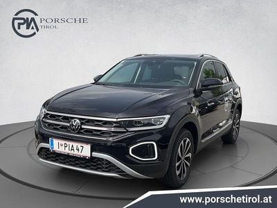 Schwarz metallicperleffektno Gebraucht 2024 VW T-Roc Style SUV | € 31.460 (Fairer Preis)