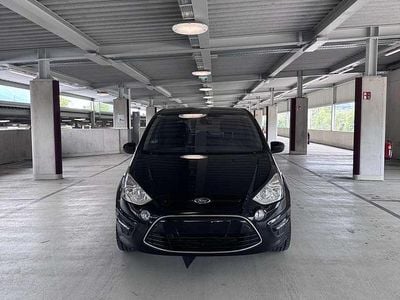Schwarz Gebraucht 2011 Ford S-MAX Titanium Van / Kleinbus | € 7.500 (Etwas zu teuer)
